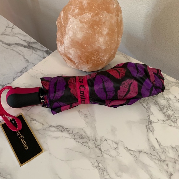 Juicy Couture Accessories - Juicy Couture Lip design Umbrella